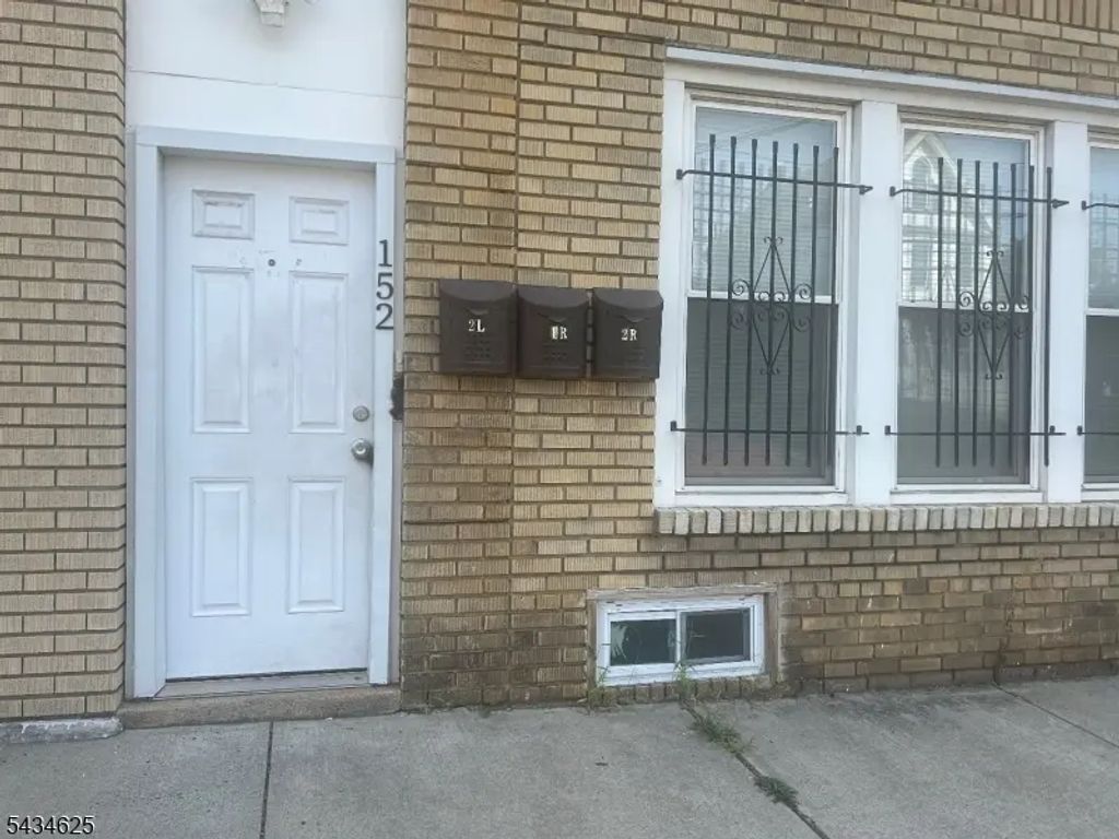 150 Stuyvesant Ave, Newark City