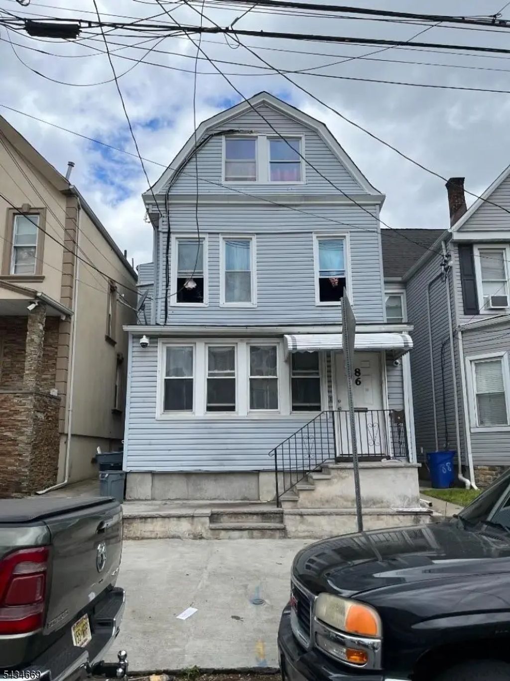 86 Oraton St, Newark City
