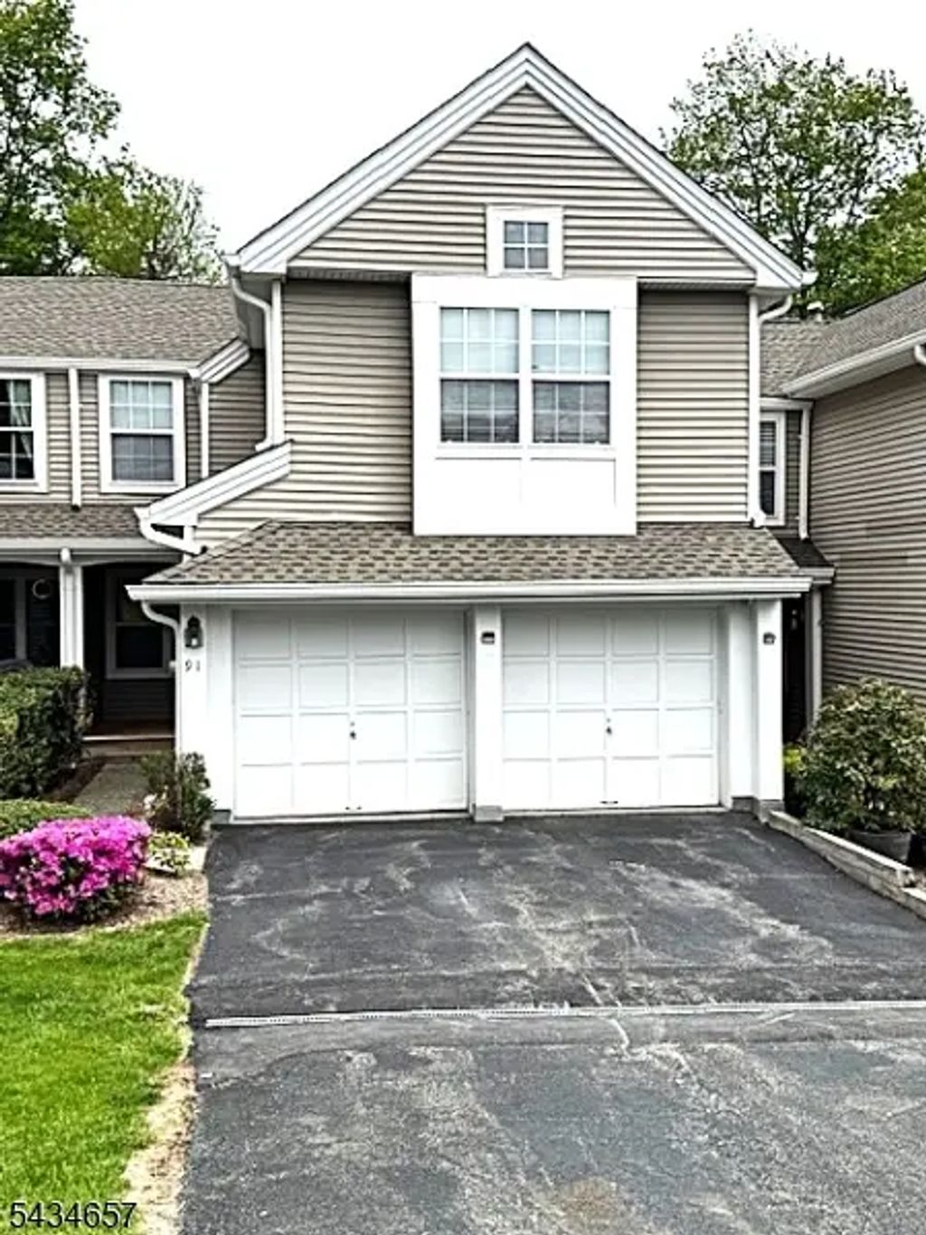 91 Woodmont Dr, Randolph Twp.
