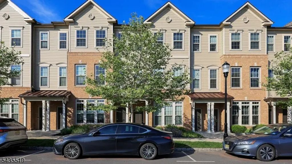 15 S Davenport St, Somerville Boro