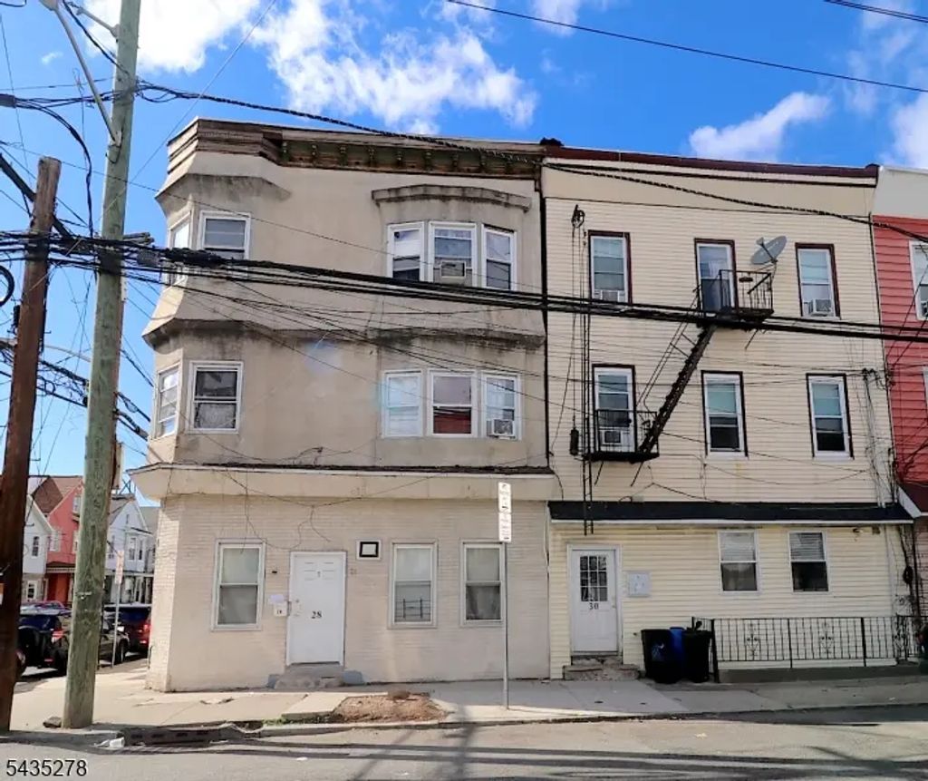 30 Fleming Ave, Newark City