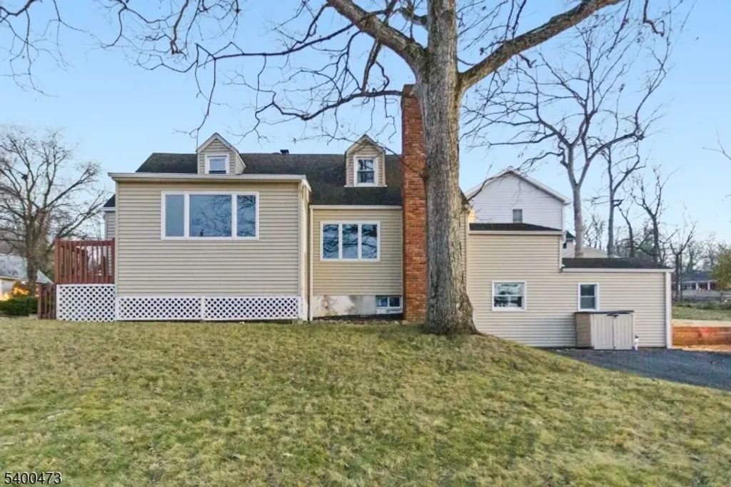 83 Mountain Blvd, Watchung Boro