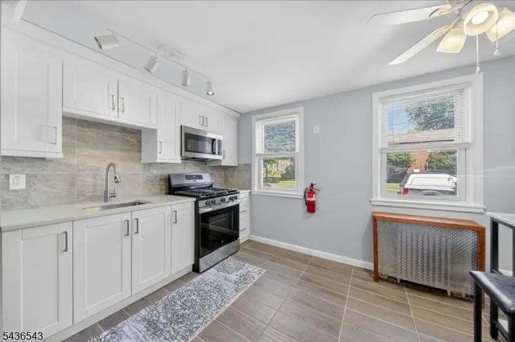 513 Brooklawn Ave, Roselle Boro
