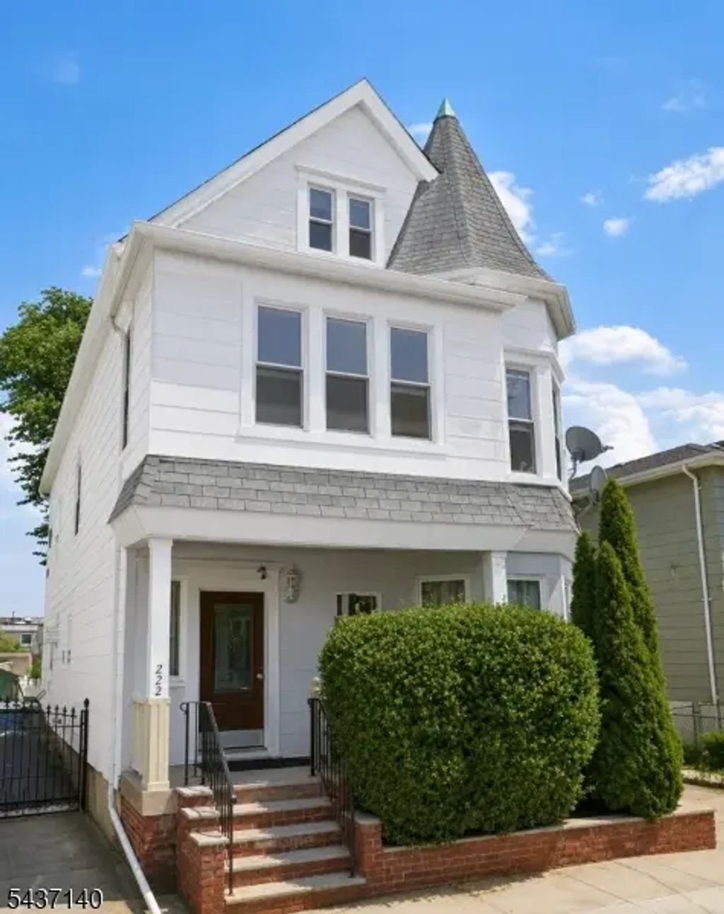 222 Devon St, Kearny Town