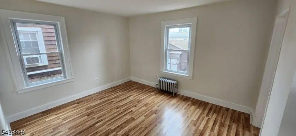 102 Beaumont Pl, Newark City