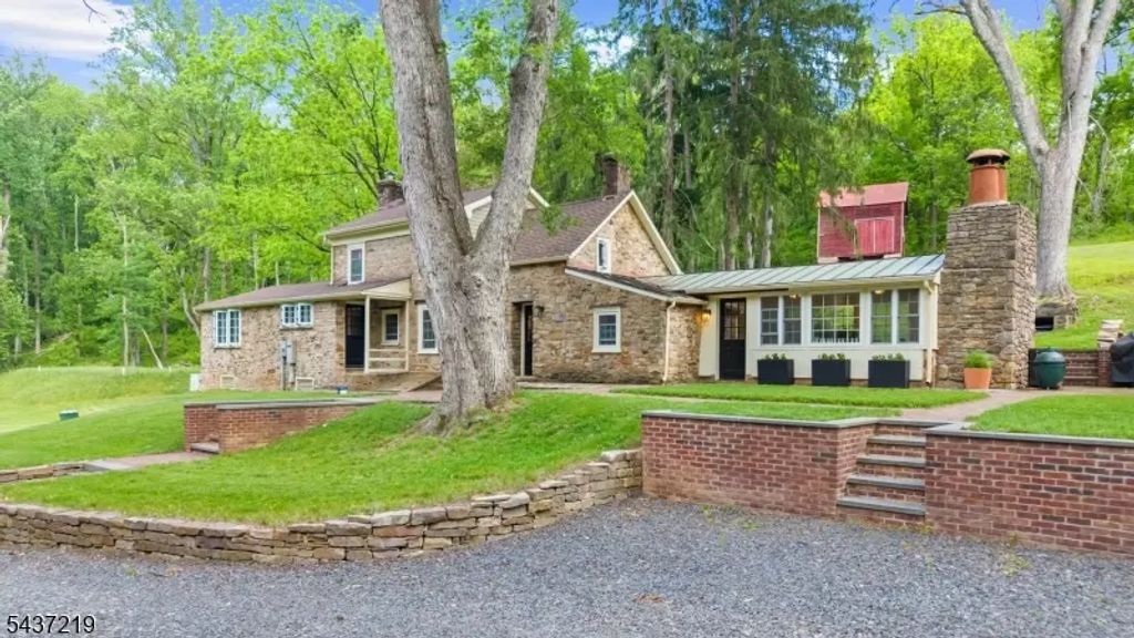 37 Brookville Hollow Rd, Delaware Twp.
