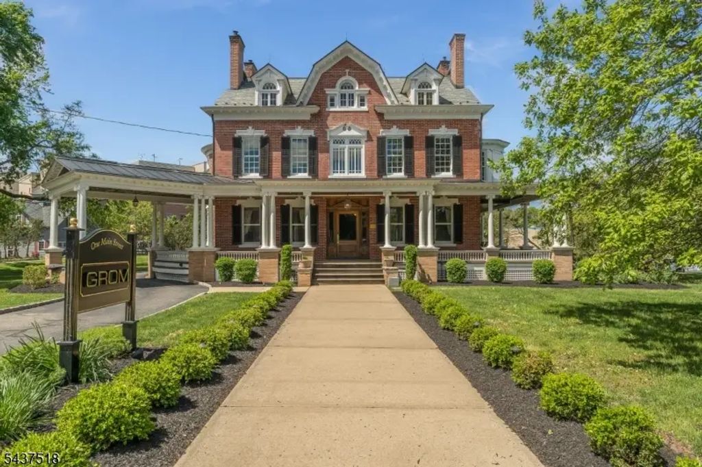 1 Main St, Flemington Boro