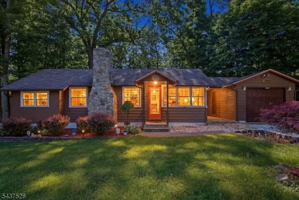134 Birch Rd, Vernon Twp.