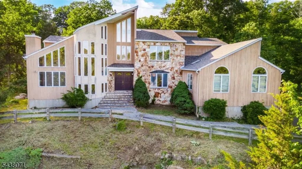 25 Wood Chase Ln, Kinnelon Boro