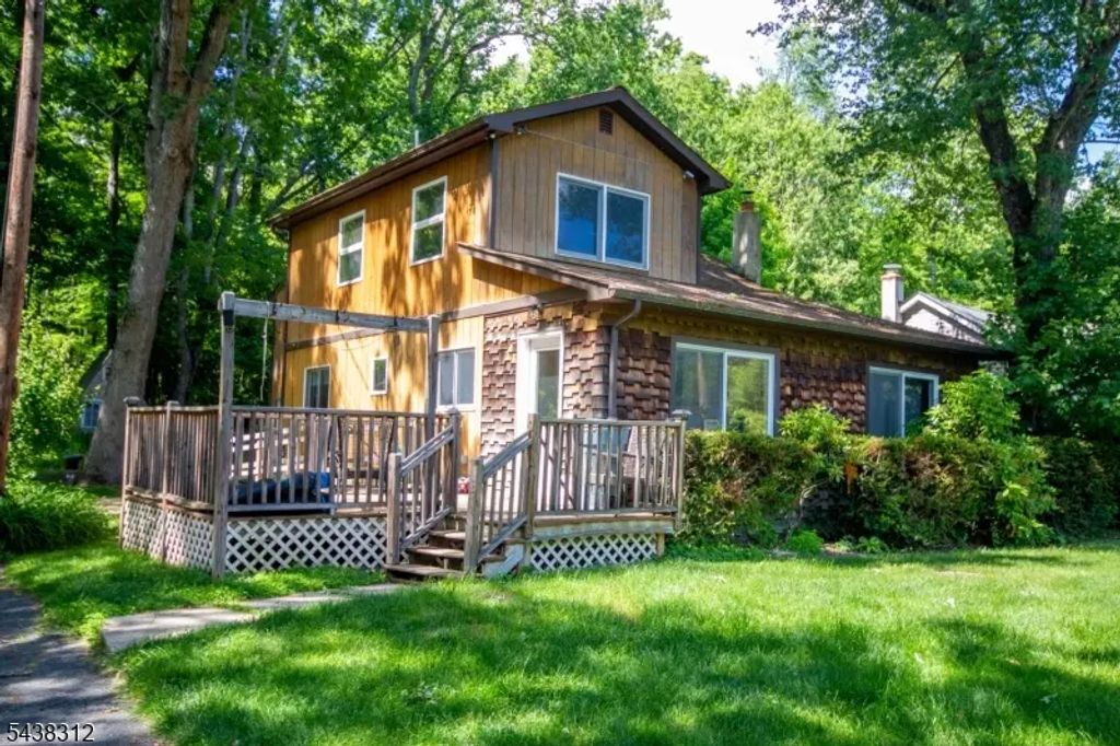 209 Fairview Ave, Hampton Twp.