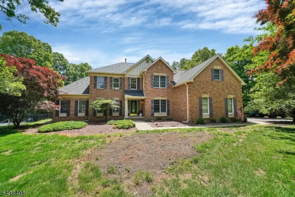 28 Ranney Rd, Washington Twp.