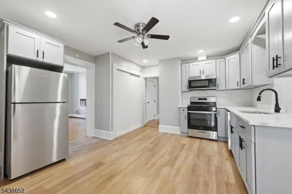 508 2nd St, Carlstadt Boro