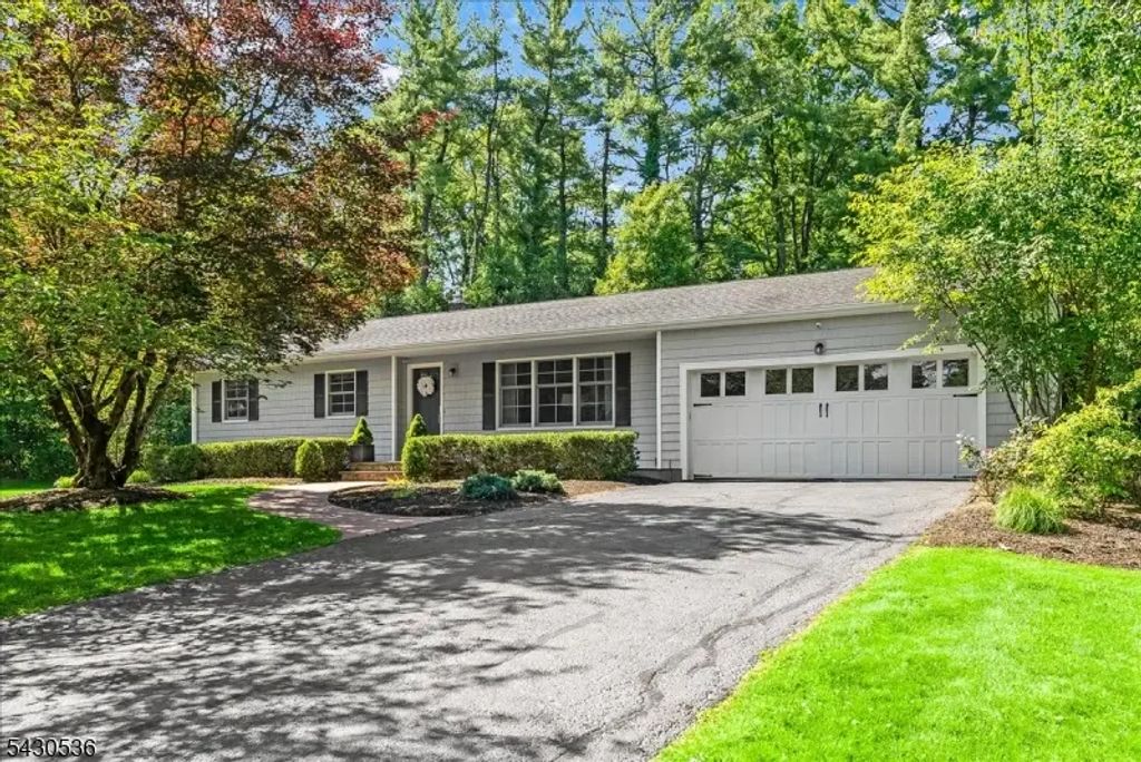 50 Elizabeth St, Bernards Twp.