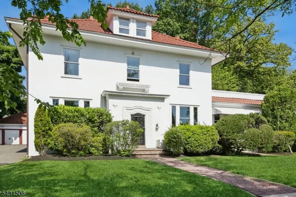 1 S. Stanley Road, South Orange Village Twp.