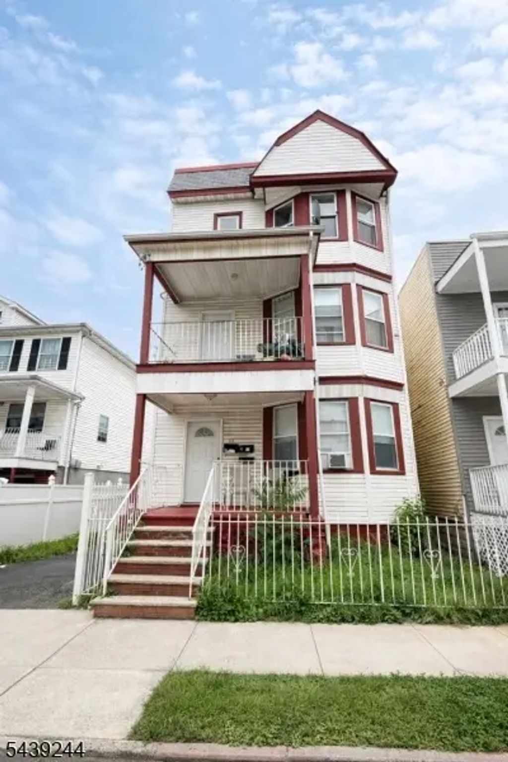 420 Jelliff Ave, Newark City