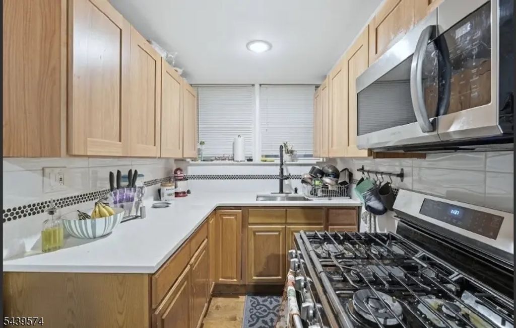 328 John St, Elizabeth City