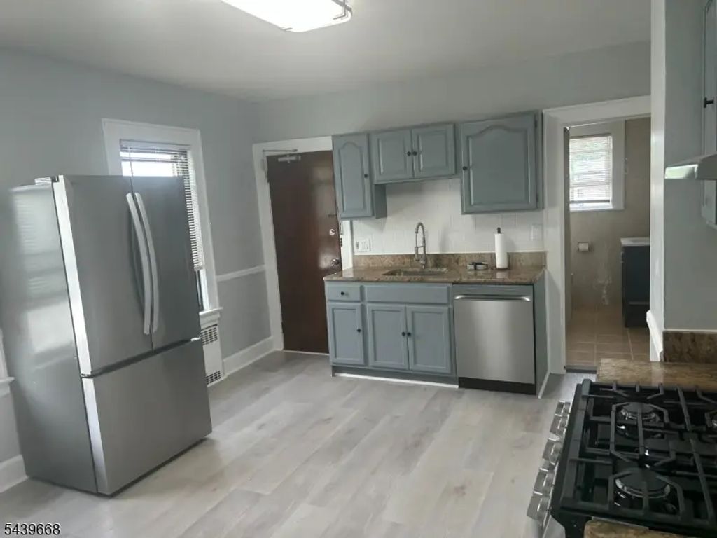 73 Lakewood Ter, Bloomfield Twp.