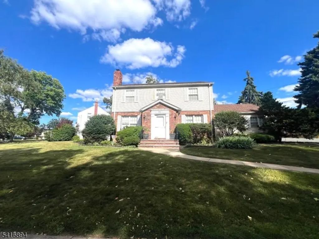 321 Tucker Ave, Union Twp.