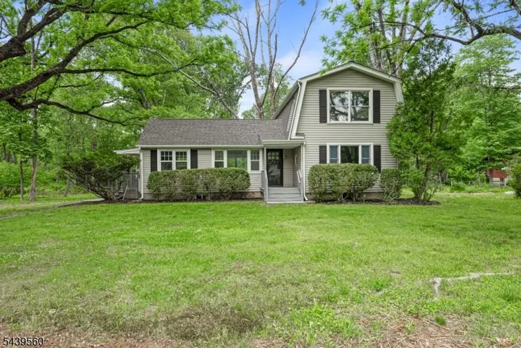 20 Cooper Ln, Chester Twp.