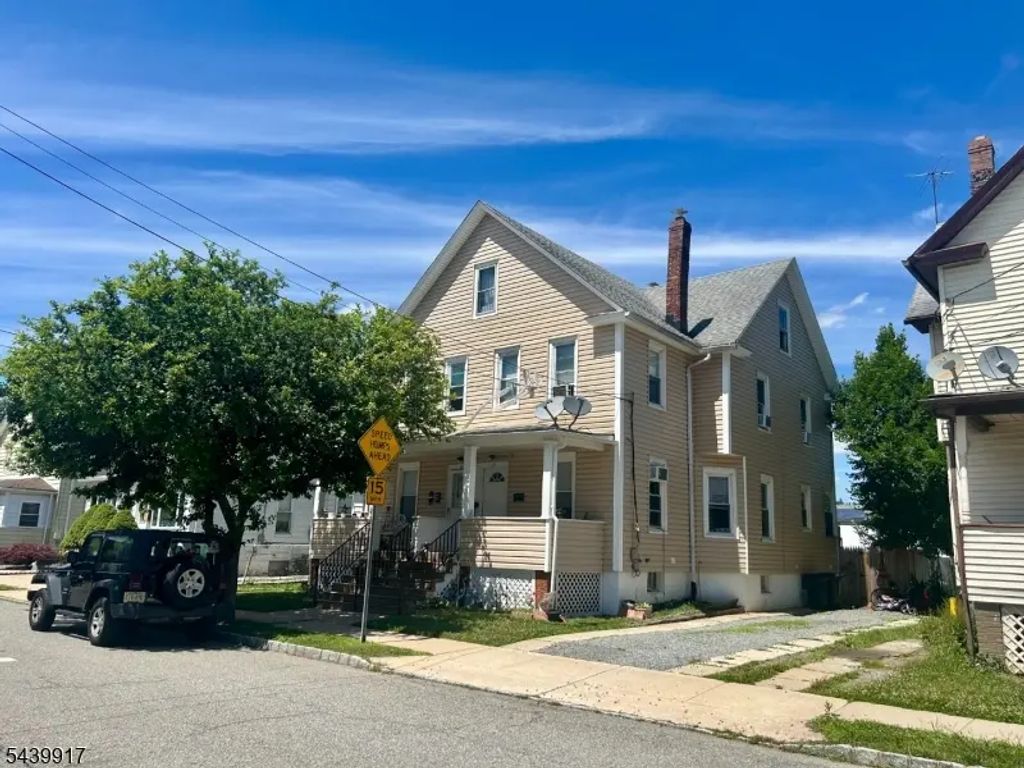 105-107 Berry St, Dover Town