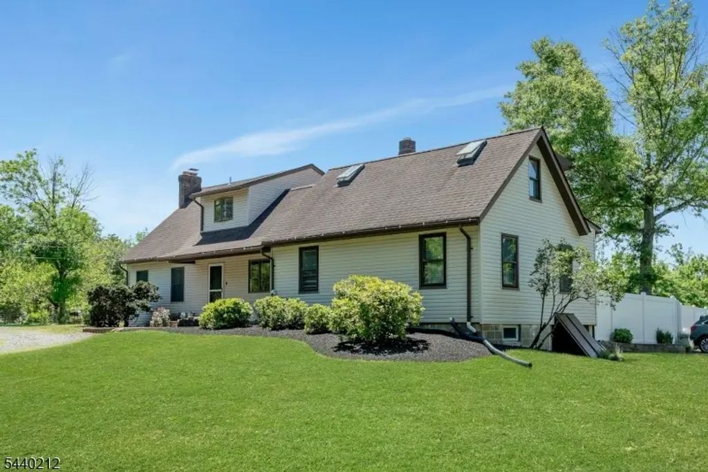 104 Steinmetz Rd, Hillsborough Twp.