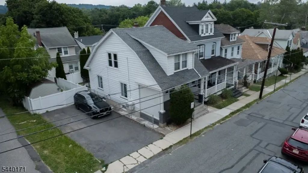 189 Summit Ave, Phillipsburg Town