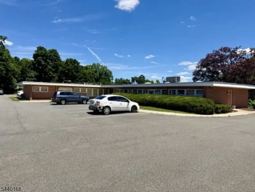 369 W Blackwell St A-h, Dover Town