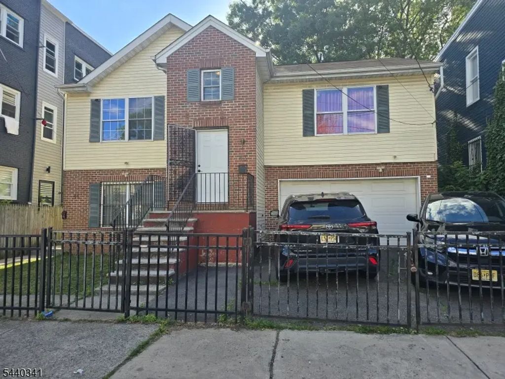 43-45 Brookdale Ave, Newark City