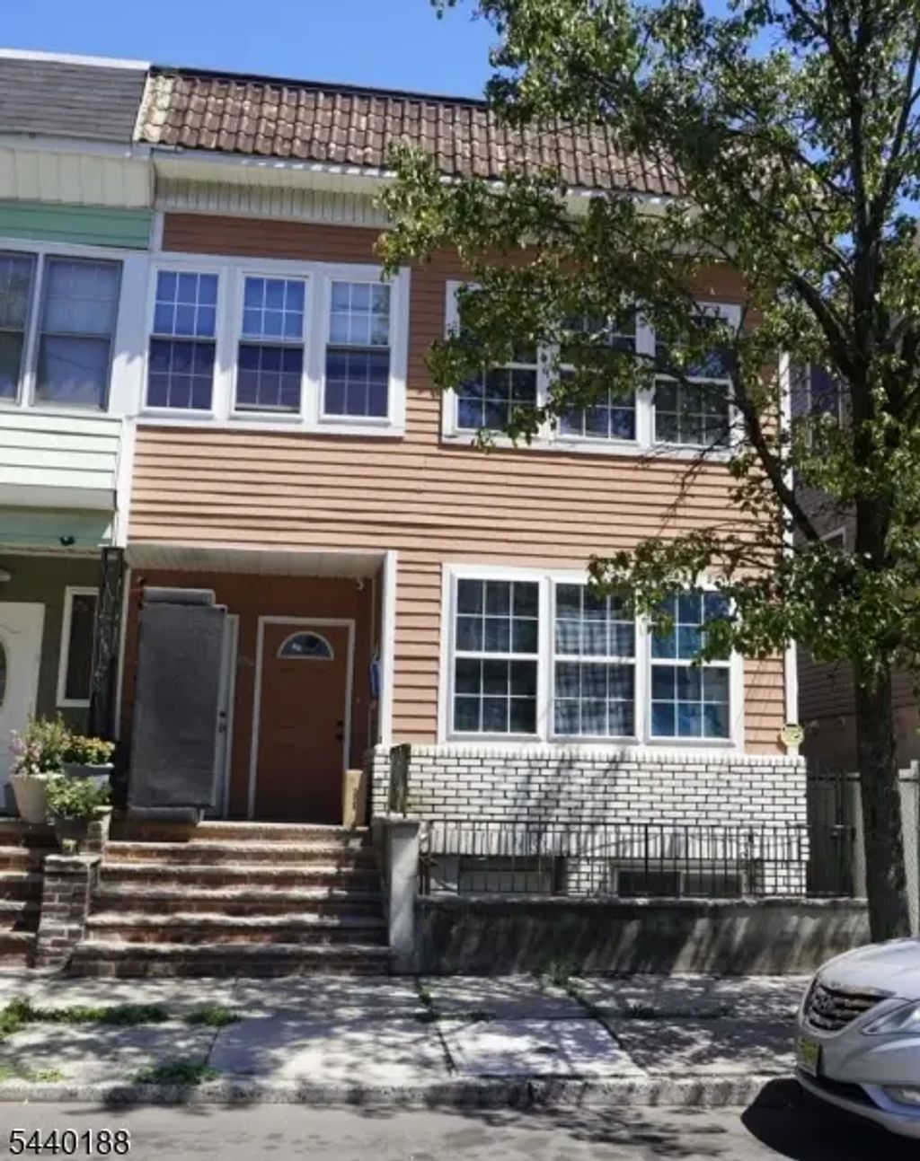 296 Ridgewood Ave, Newark City