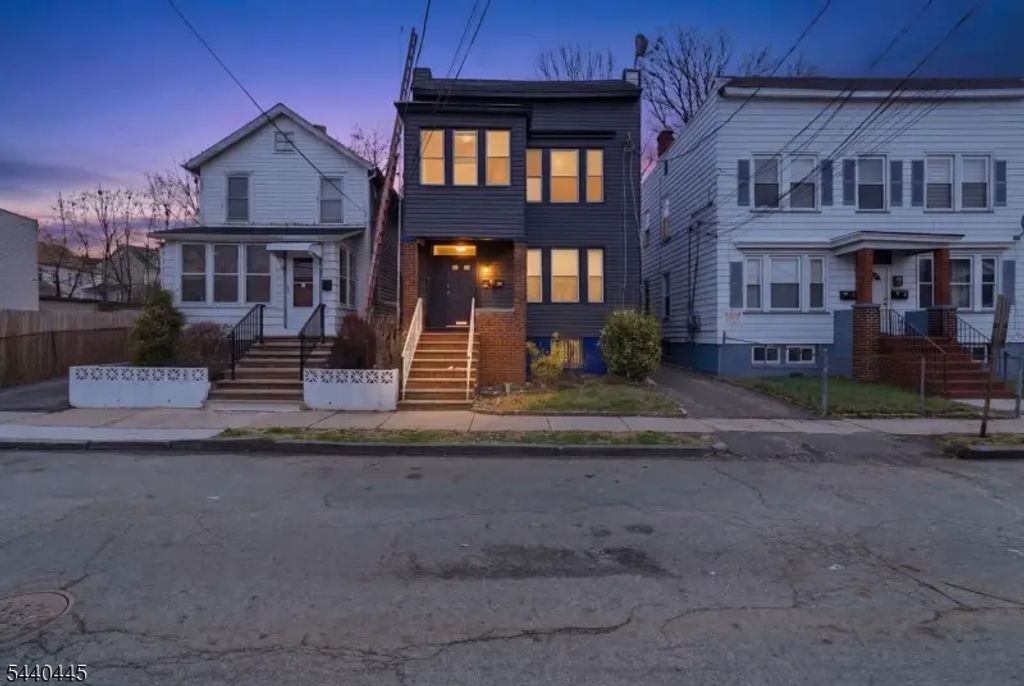 76 Grace St, Irvington Twp.