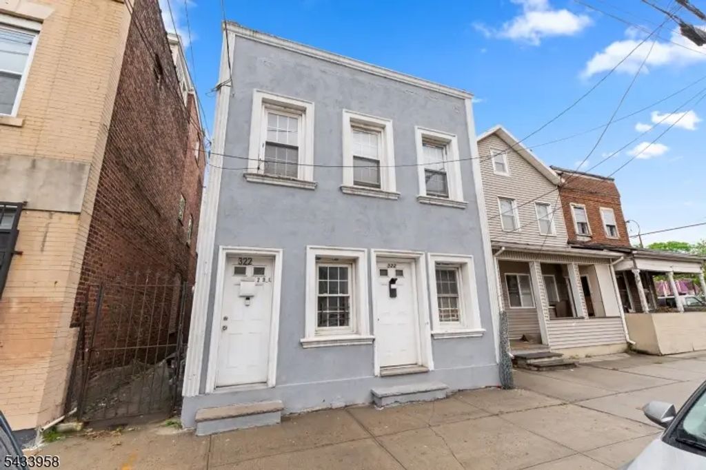 322 E Jersey St, Elizabeth City