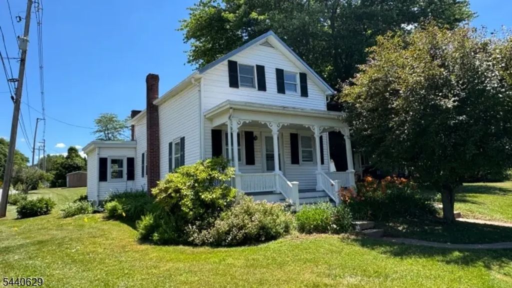 14 Hoffman Rd, Clinton Twp.
