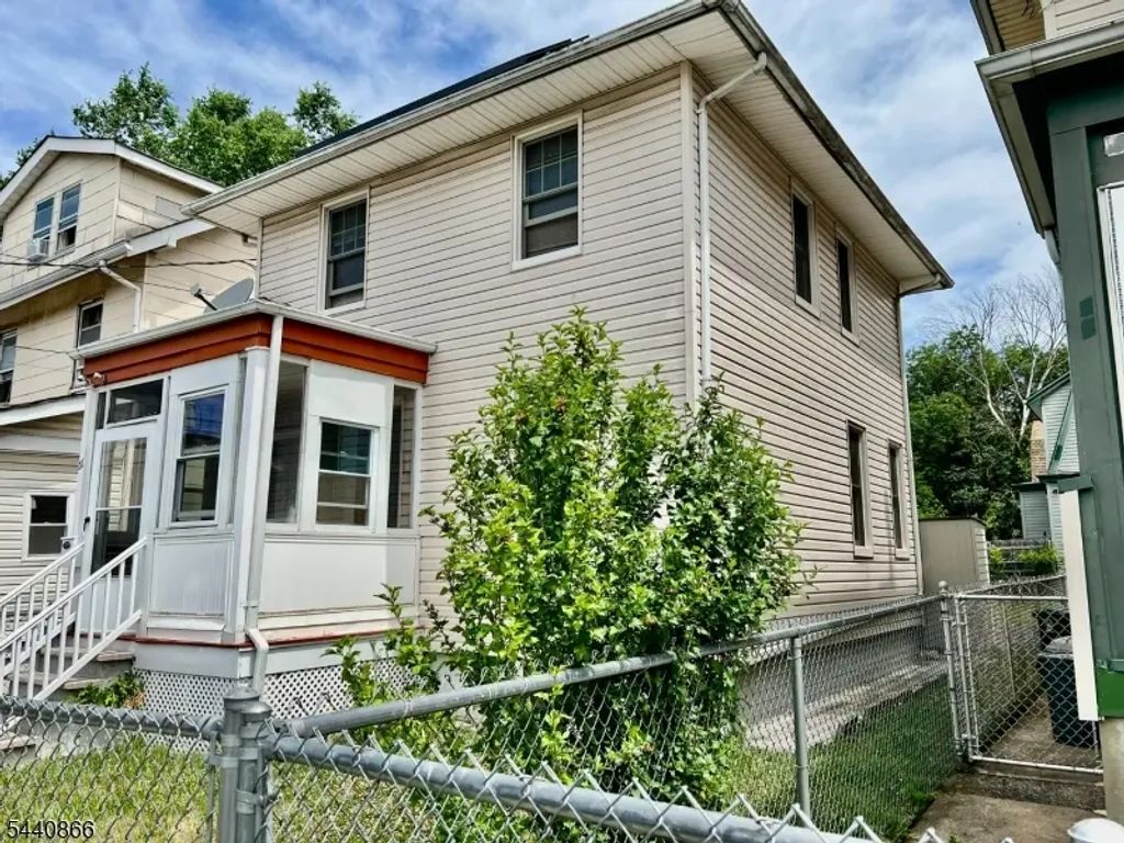 51 Paine Ave, Irvington Twp.