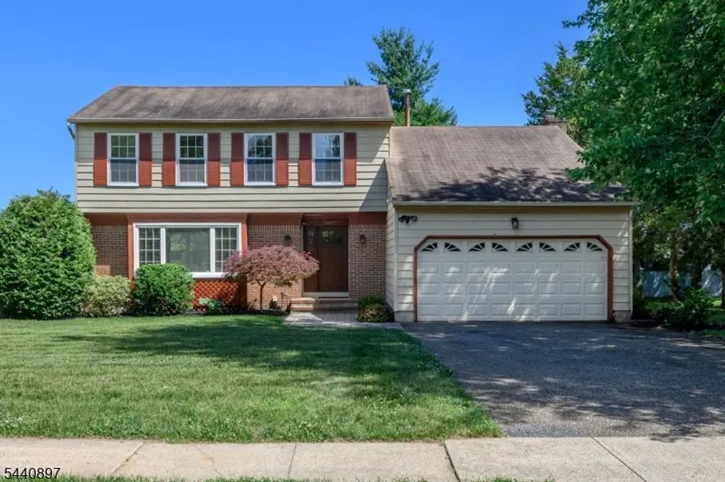 133 Hickory Rd, Franklin Twp.