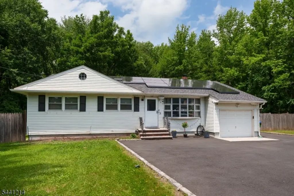 984 New Dover Rd, Edison Twp.