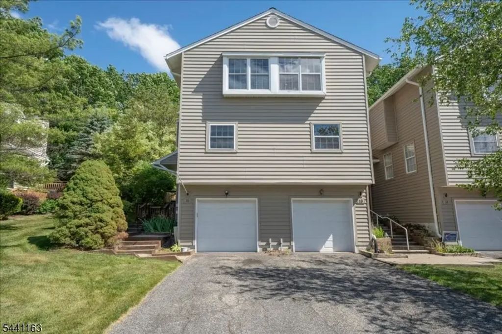 15 Rhea Run, Hampton Twp.