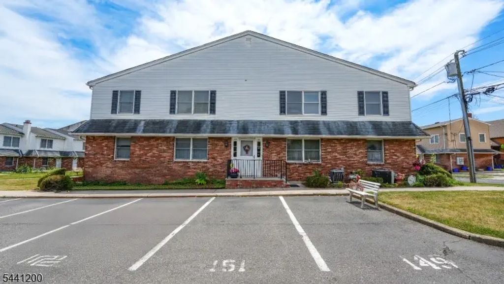151 South 7th Ave, Manville Boro
