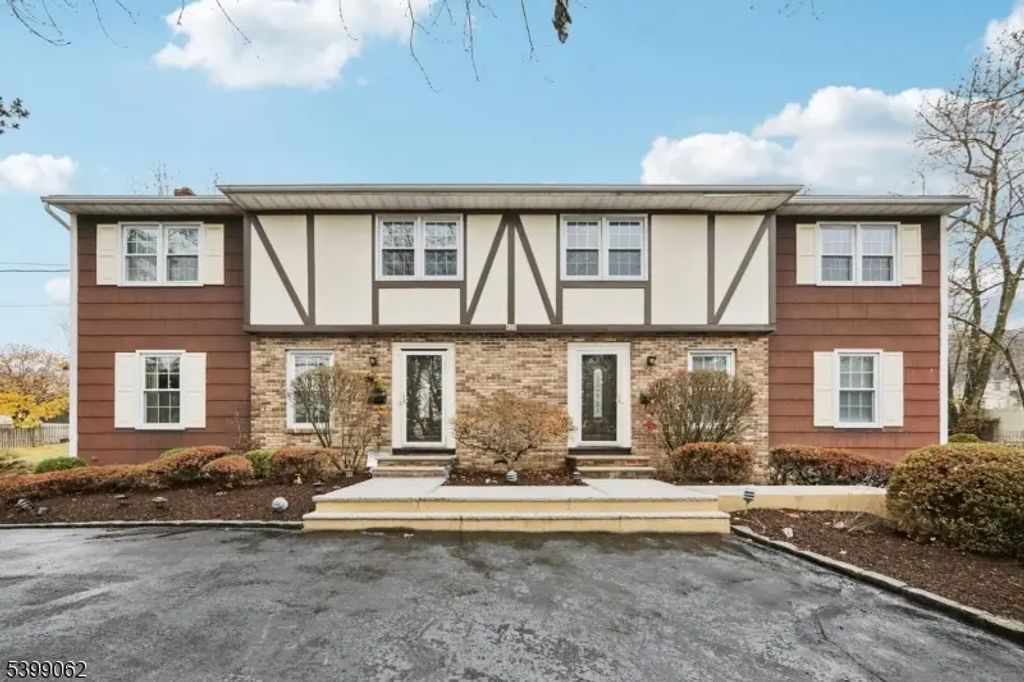 822 Pompton Ave, Cedar Grove Twp.