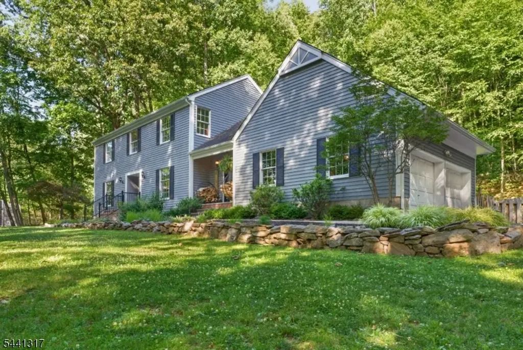131 Philhower Ave, Califon Boro