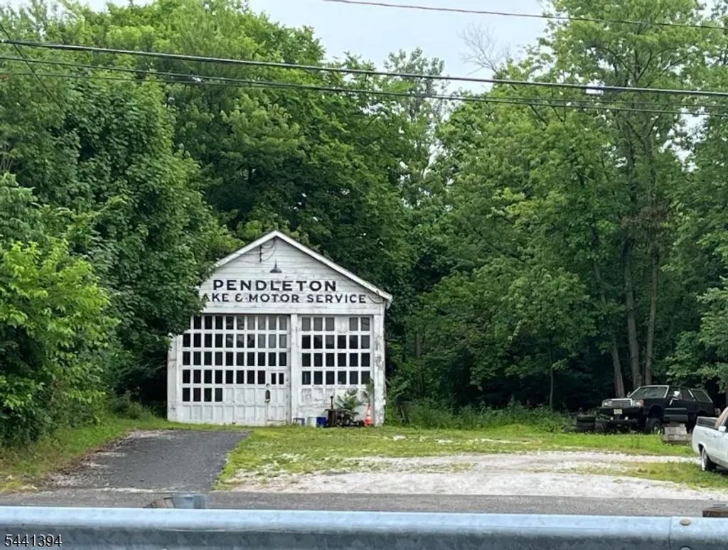 131 Route 206, Hillsborough Twp.