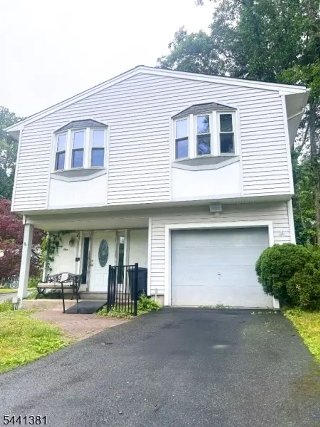 21 Greenwood Ave, Hopatcong Boro
