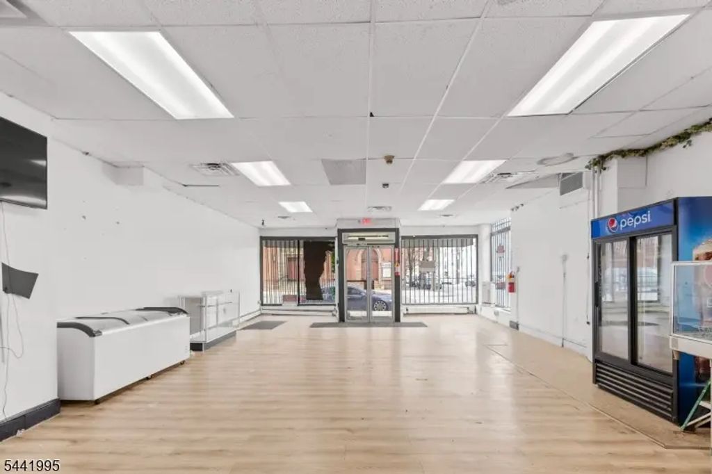 222 3rd Street, Passaic City