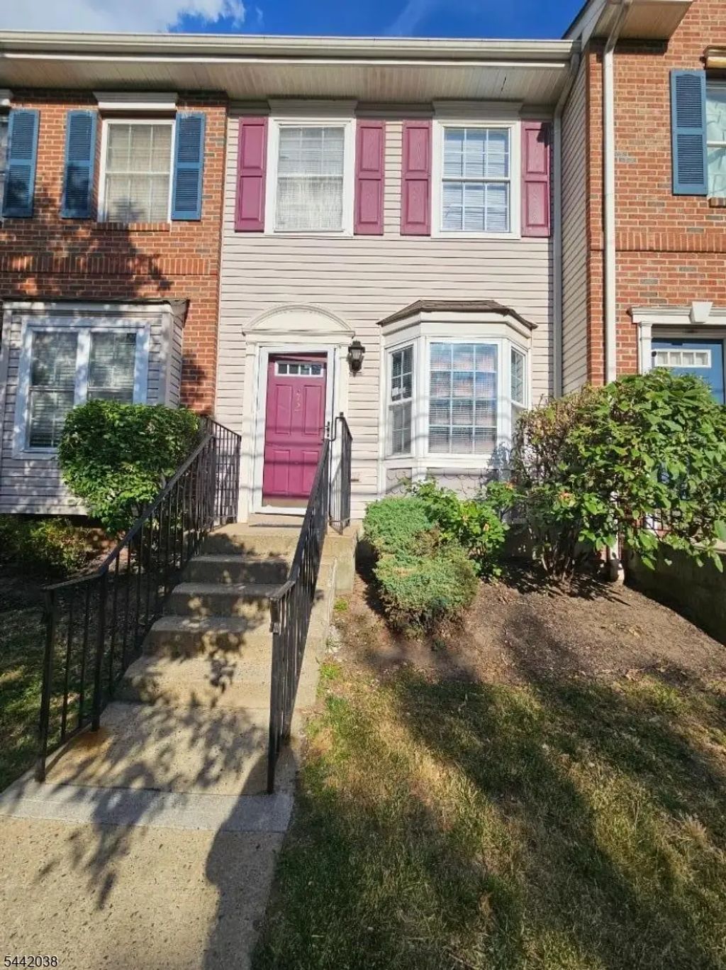 72 Boyd St, Newark City