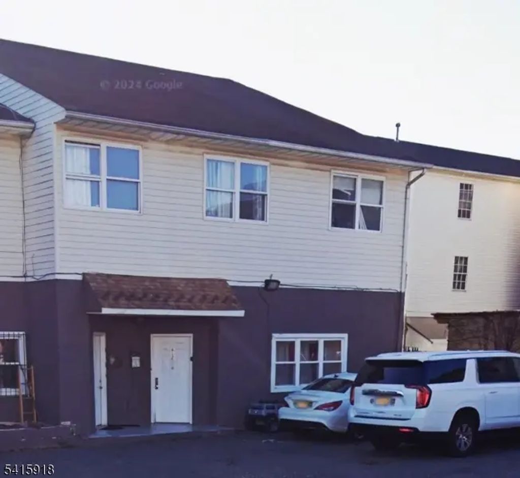 604 Livingston St, Elizabeth City