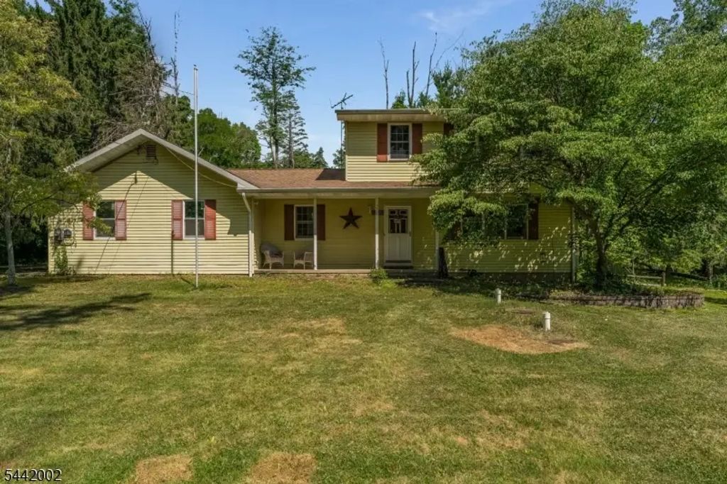 270 Andersen Rd, Holland Twp.