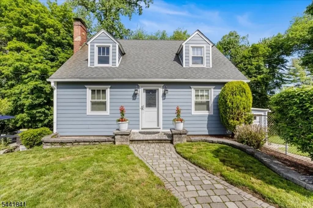 231 Sussex Ave, Andover Twp.
