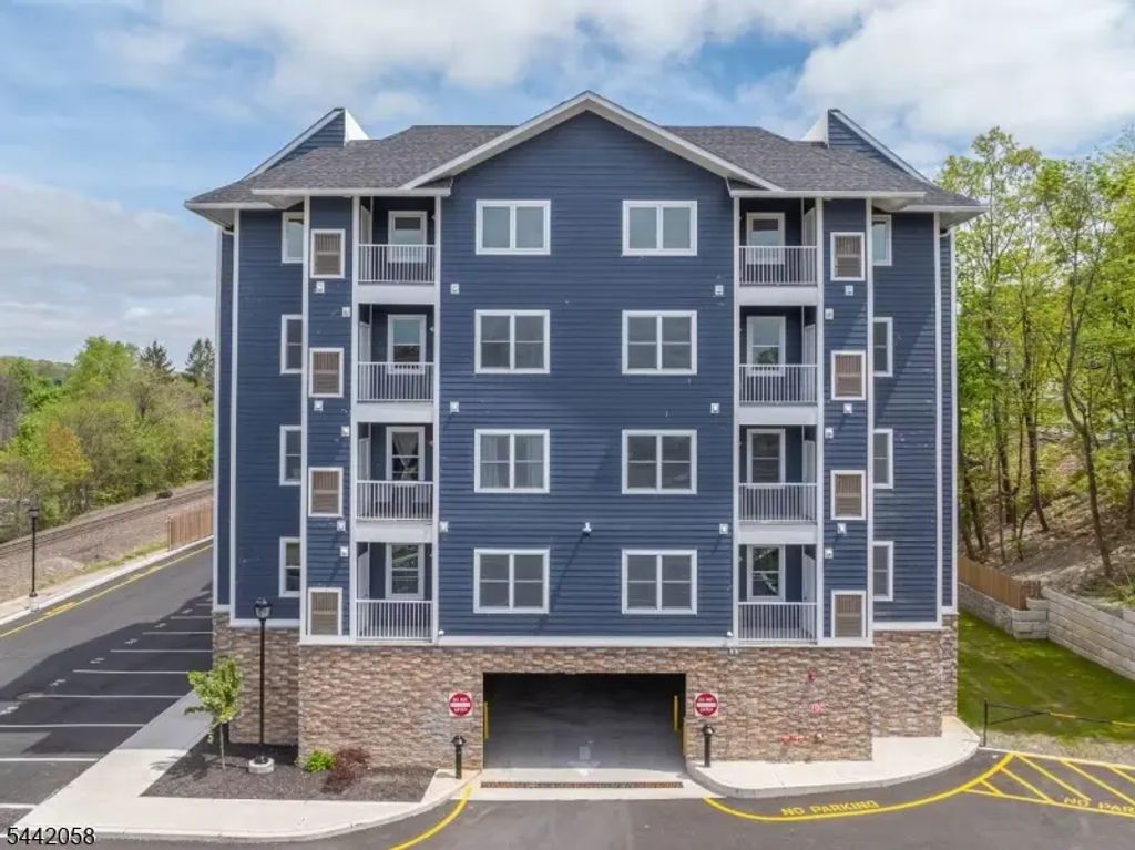 2 Flanders Rd 517, Netcong Boro