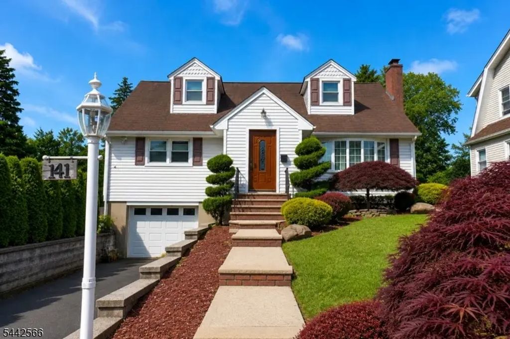 141 Coeyman Ave, Nutley Twp.