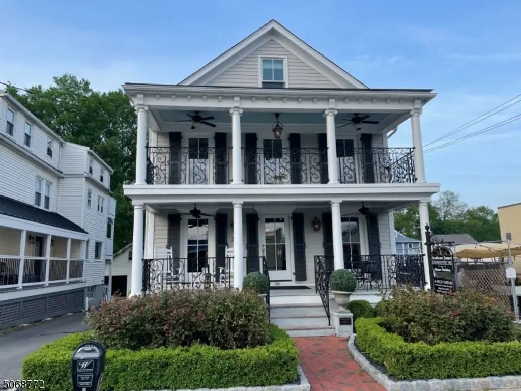 231 Elmer St, Westfield Town