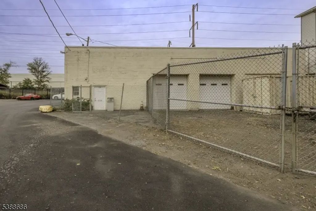 2-8 Pennsy Pl, Newark City